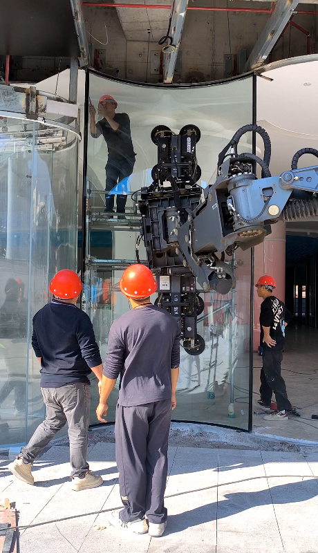 玻璃吸盘车安装内弧大玻璃